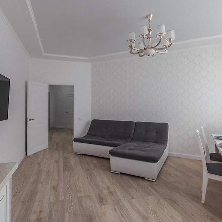 2-Nd Pearl 2-Bedrooms Apartment Odessa Ngoại thất bức ảnh