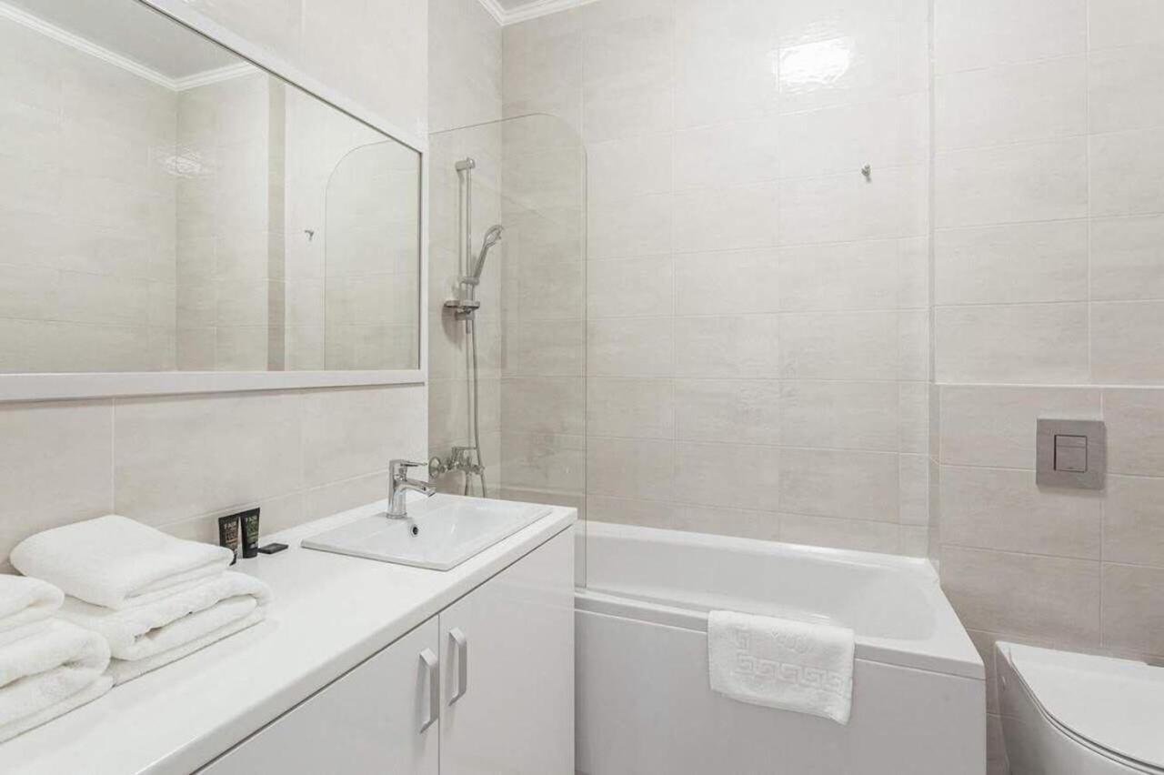 2-Nd Pearl 2-Bedrooms Apartment Odessa Ngoại thất bức ảnh